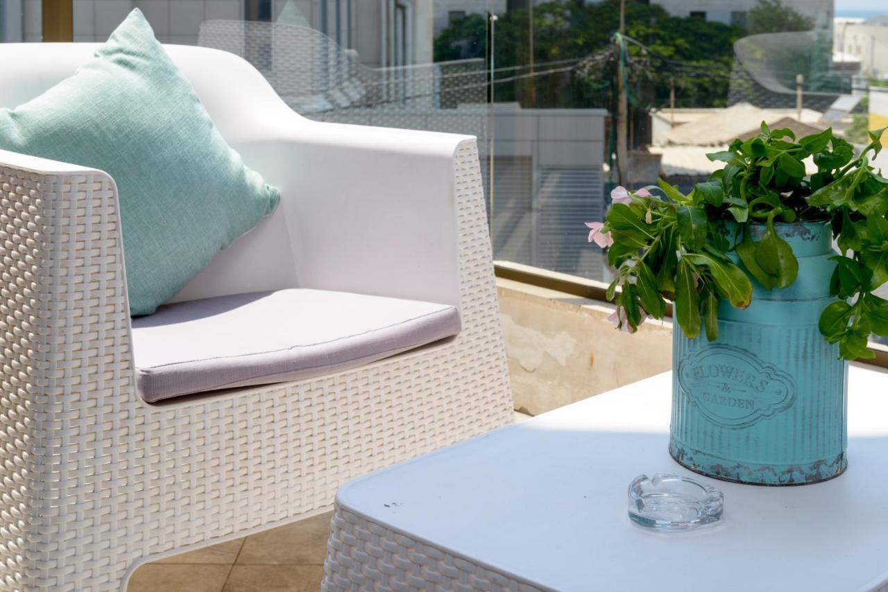 Studio & Apartments On The Beach By Aspentlv Tel Aviv Luaran gambar