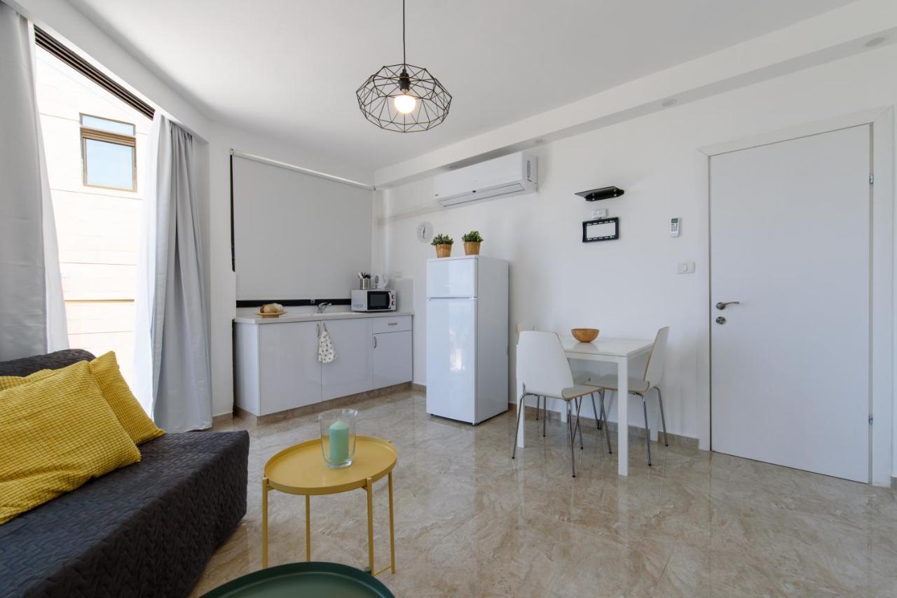 Studio & Apartments On The Beach By Aspentlv Tel Aviv Luaran gambar
